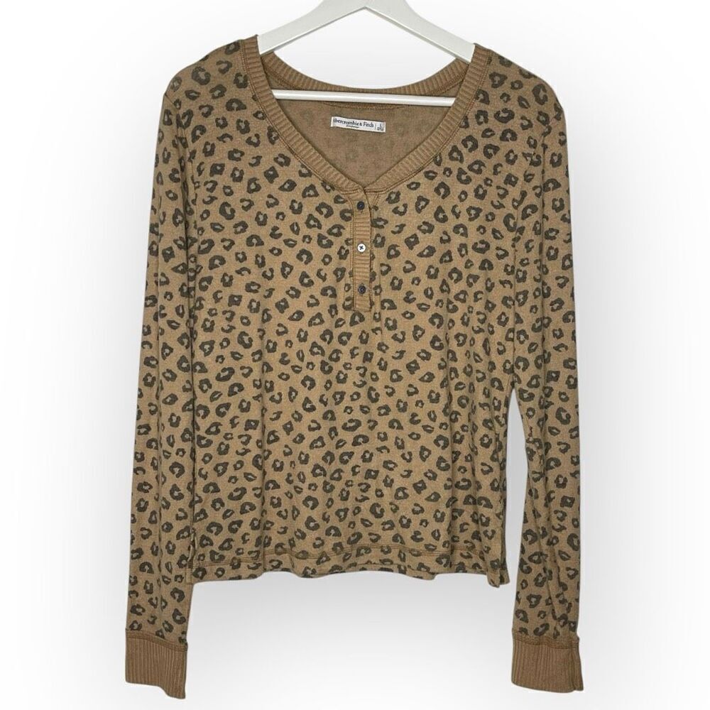 Abercrombie & Fitch Sleepwear Henley Shirt Top Animal Print Women’s Size Large
